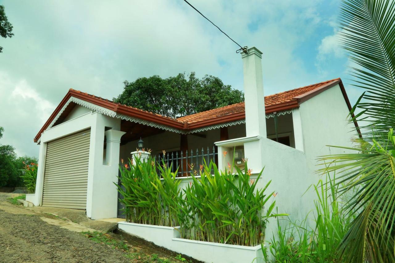 Villa 61 Ambepussa Exterior foto